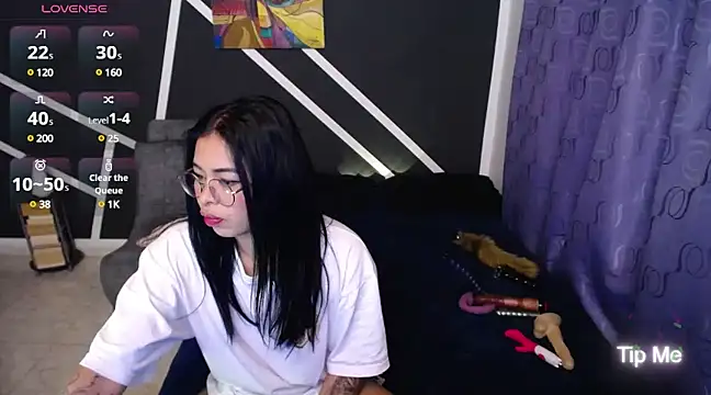 squirtyn girl3 online show from December 7, 9:17 am