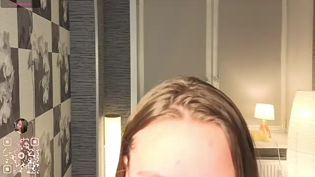 Snapshot of EthalBuffkin chatting on October 18, 7:14 pm EthalBuffkin online show from October 18, 7:14 pm