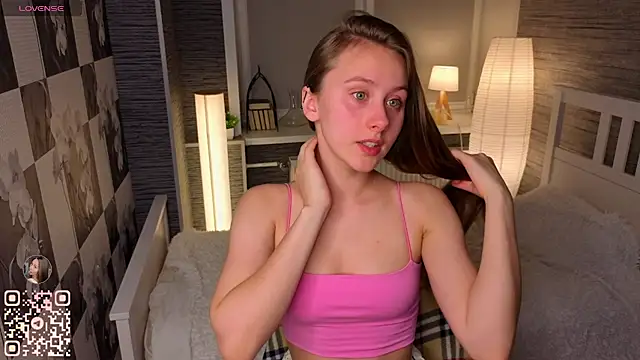 Snapshot of EthalBuffkin chatting on October 26, 7:09 pm EthalBuffkin online show from October 26, 7:09 pm