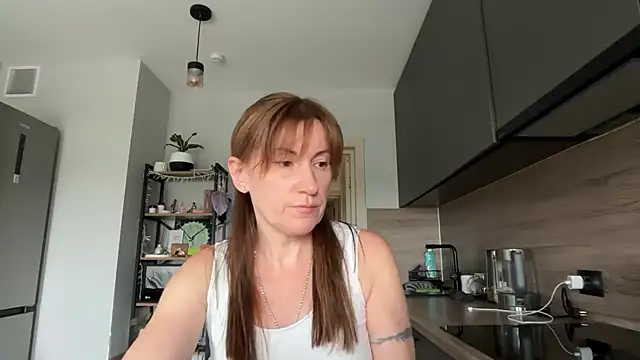 Snapshot of jainesummer chatting on July 7, 1:26 pm jainesummer online show from July 7, 1:26 pm
