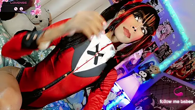 Snapshot of Jadee_Ariell chatting on October 16, 2:40 pm Jadee Ariell online show from October 16, 2:40 pm