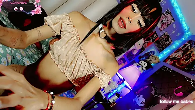 Snapshot of Jadee_Ariell chatting on October 19, 9:15 pm Jadee Ariell online show from October 19, 9:15 pm