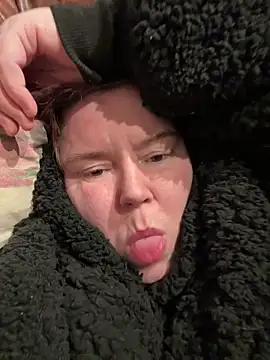 Snapshot of Viola_SassyX chatting on March 1, 4:26 am Viola SassyX online show from March 1, 4:26 am