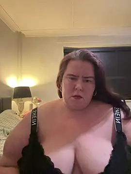 Snapshot of Viola_SassyX chatting on March 11, 11:26 pm Viola SassyX online show from March 11, 11:26 pm