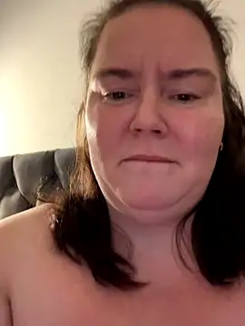 Snapshot of Viola_SassyX chatting on November 4, 9:03 pm Viola SassyX online show from November 4, 9:03 pm