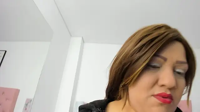 Snapshot of michell_taylor__ chatting on March 21, 4:06 am michell taylor online show from March 21, 4:06 am