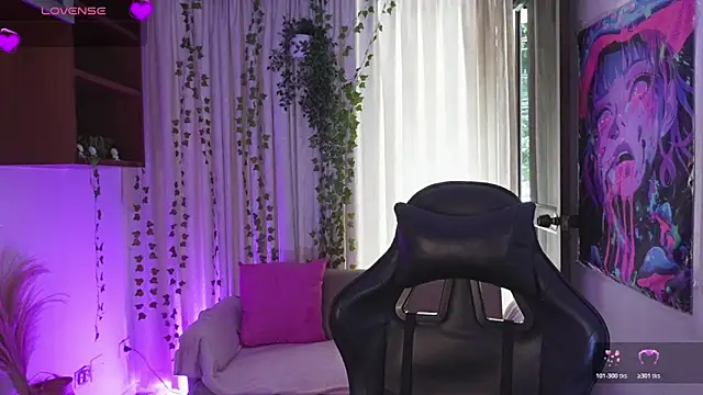 HannaRhodes online show from February 14, 2:58 pm