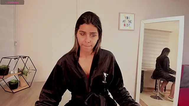  kylie  smith  online show from January 8, 7:24 pm