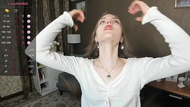 DarleneHatt online show from January 29, 8:46 pm