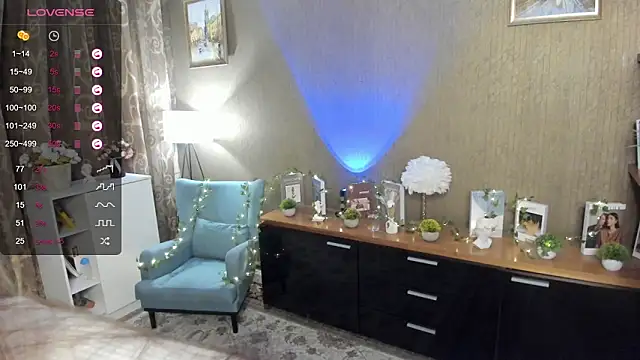 DarleneHatt online show from February 19, 10:53 pm