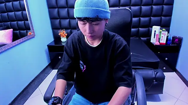 Im Mathias online show from September 10, 9:48 pm