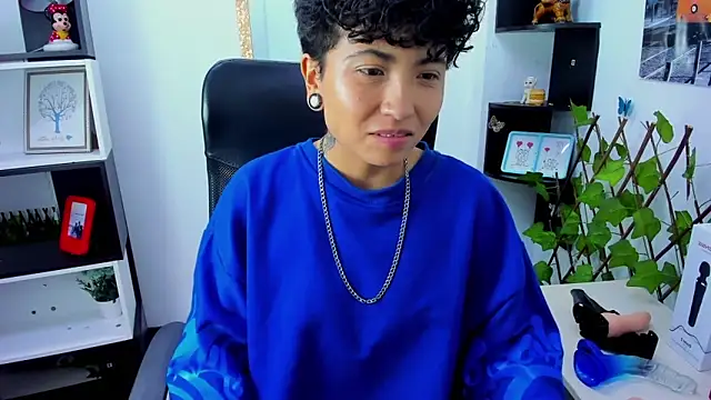 Im Mathias online show from October 15, 2:55 am