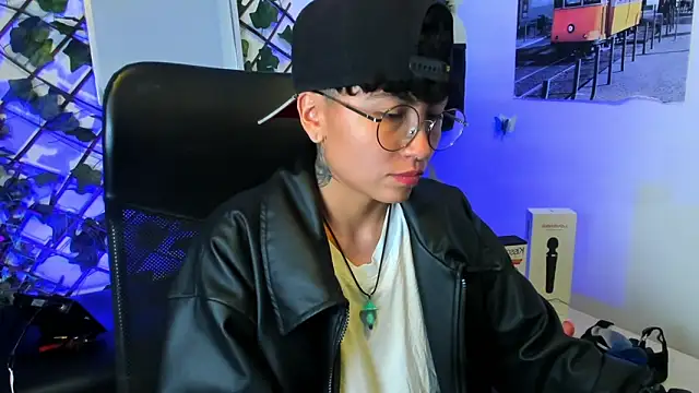 Im Mathias online show from May 5, 2:41 am