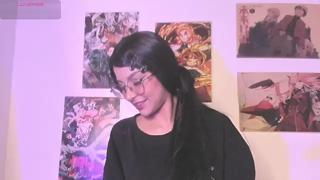 Luna-Chann online show from May 3, 10:27 pm