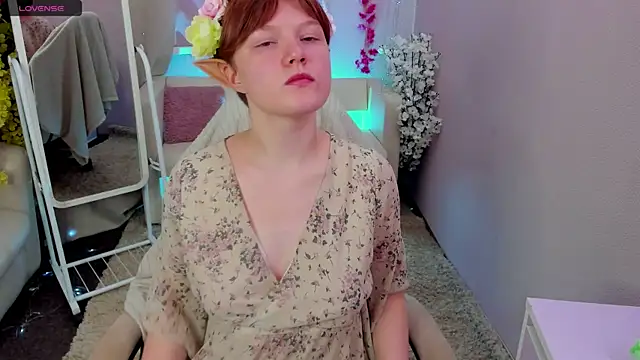 DreamyLuna online show from October 4, 8:18 pm