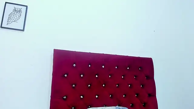 Snapshot of Melody_Megann chatting on May 6, 11:26 am Melody Megann online show from May 6, 11:26 am