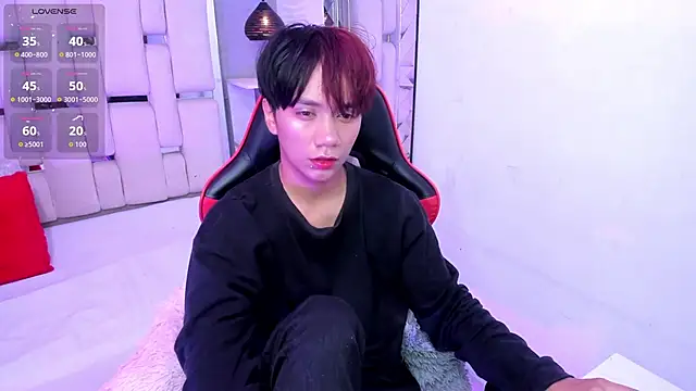 Eriol  online show from October 15, 11:43 am