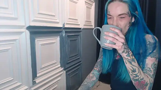 Snapshot of RavenryderUK chatting on March 13, 10:05 pm RavenryderUK online show from March 13, 10:05 pm