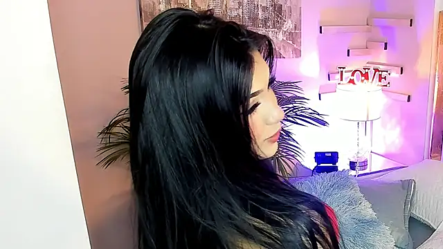 Snapshot of scarlet_hill chatting on January 26, 1:20 am scarlet hill online show from January 26, 1:20 am