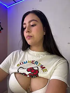 Snapshot of kanne_mia chatting on February 2, 4:43 pm kanne mia online show from February 2, 4:43 pm