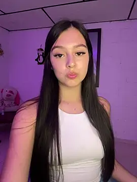 Snapshot of kanne_mia chatting on March 22, 12:49 am kanne mia online show from March 22, 12:49 am