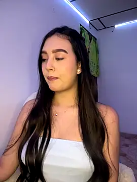 Snapshot of kanne_mia chatting on November 20, 8:19 pm kanne mia online show from November 20, 8:19 pm