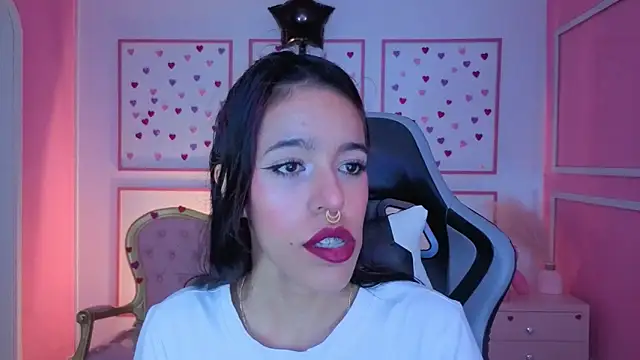 stephania t online show from January 8, 12:40 pm