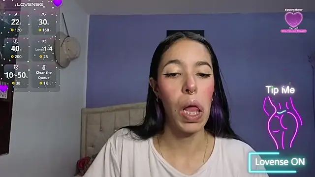 stephania t online show from May 25, 5:08 pm