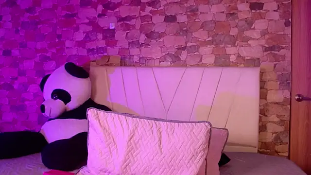 Snapshot of julz_03 chatting on March 14, 6:30 am julz 03 online show from March 14, 6:30 am