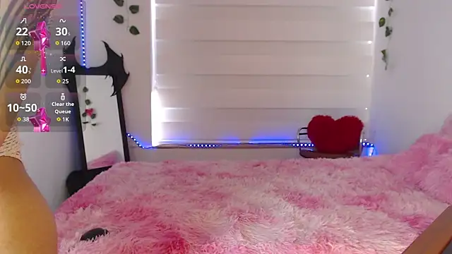 Gaby Tailor online show from September 19, 4:40 pm