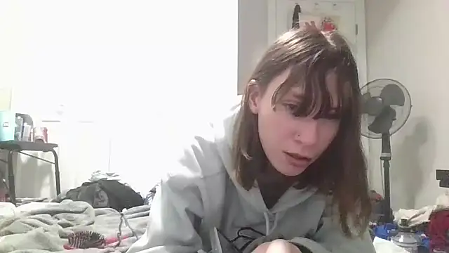 Snapshot of TheSexiest2025 chatting on February 7, 1:58 am TheSexiest2025 online show from February 7, 1:58 am