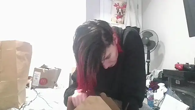 Snapshot of TheSexiest2025 chatting on March 6, 8:16 pm TheSexiest2025 online show from March 6, 8:16 pm