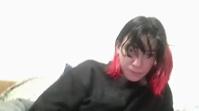 Snapshot of TheSexiest2025 chatting on March 12, 2:01 pm TheSexiest2025 online show from March 12, 2:01 pm