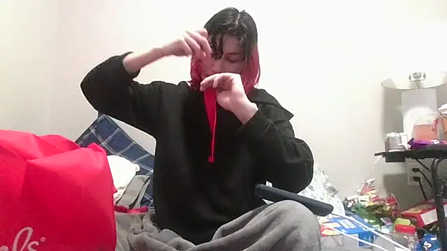 Snapshot of TheSexiest2025 chatting on March 12, 8:10 pm TheSexiest2025 online show from March 12, 8:10 pm