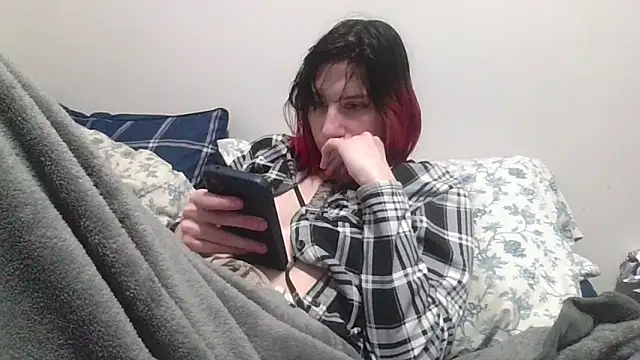 Snapshot of TheSexiest2025 chatting on March 13, 8:22 pm TheSexiest2025 online show from March 13, 8:22 pm