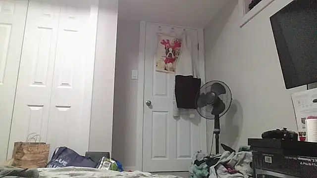 Snapshot of TheSexiest2025 chatting on March 18, 2:48 pm TheSexiest2025 online show from March 18, 2:48 pm