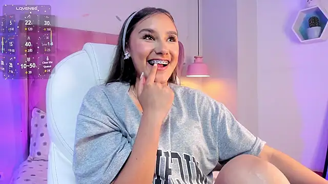  Sophie  miller online show from November 11, 8:20 pm