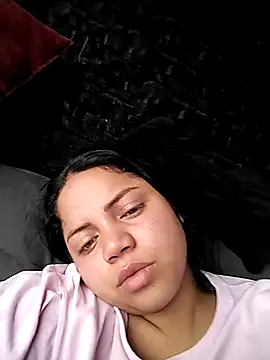 Elaa euphoria online show from December 25, 7:02 pm