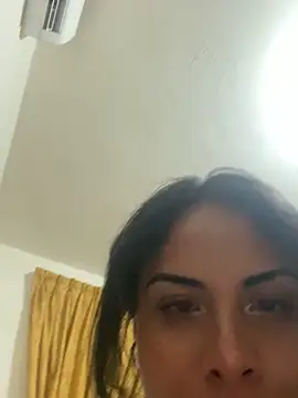 Effyvice13 online show from April 30, 5:47 am