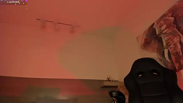 NyxShadow   online show from February 26, 6:58 am