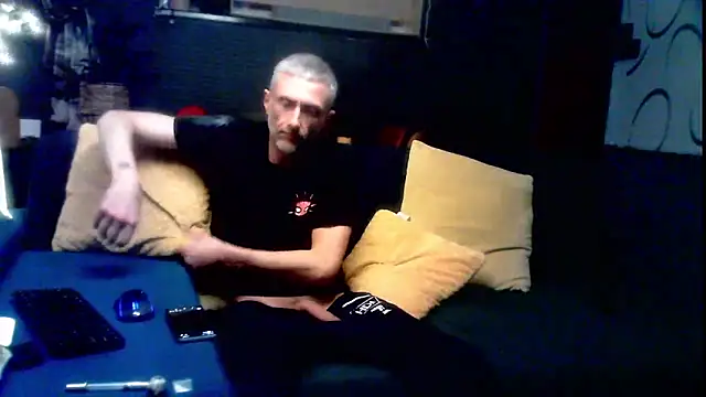 unclestefansdick online show from September 30, 8:47 pm