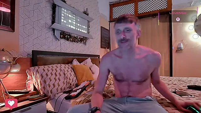 unclestefansdick online show from January 9, 10:00 pm