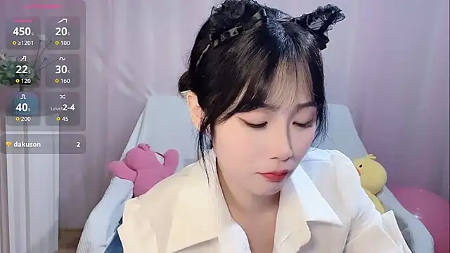 LaoSHI-999 online show from November 3, 11:00 am