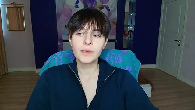 EmiliaYours online show from January 27, 12:48 pm