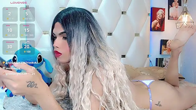 Niccolls Princess online show from February 3, 1:52 am