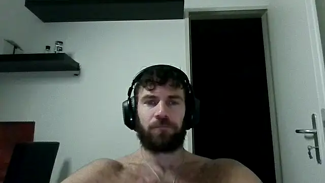 alpha-hunk online show from November 1, 9:28 pm