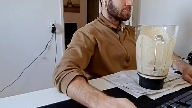 alpha-hunk online show from January 7, 11:12 am