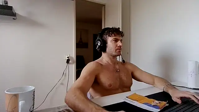 alpha-hunk online show from January 17, 1:16 pm