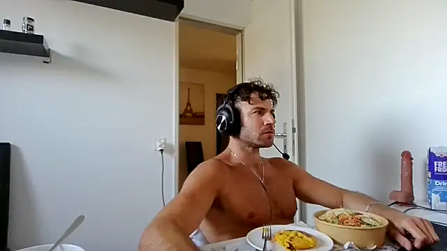 alpha-hunk online show from May 2, 2:00 pm