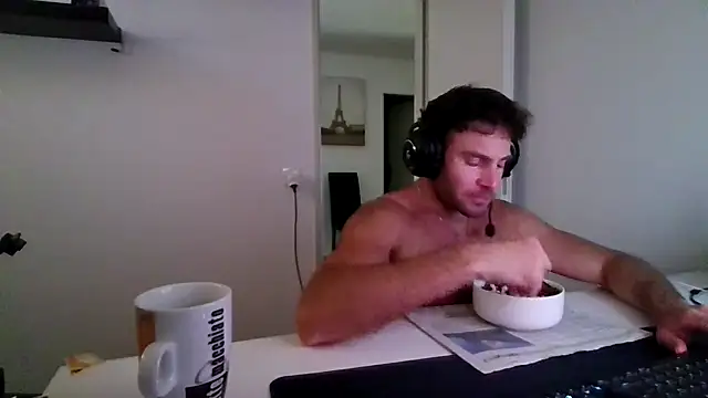 alpha-hunk online show from June 24, 10:14 am